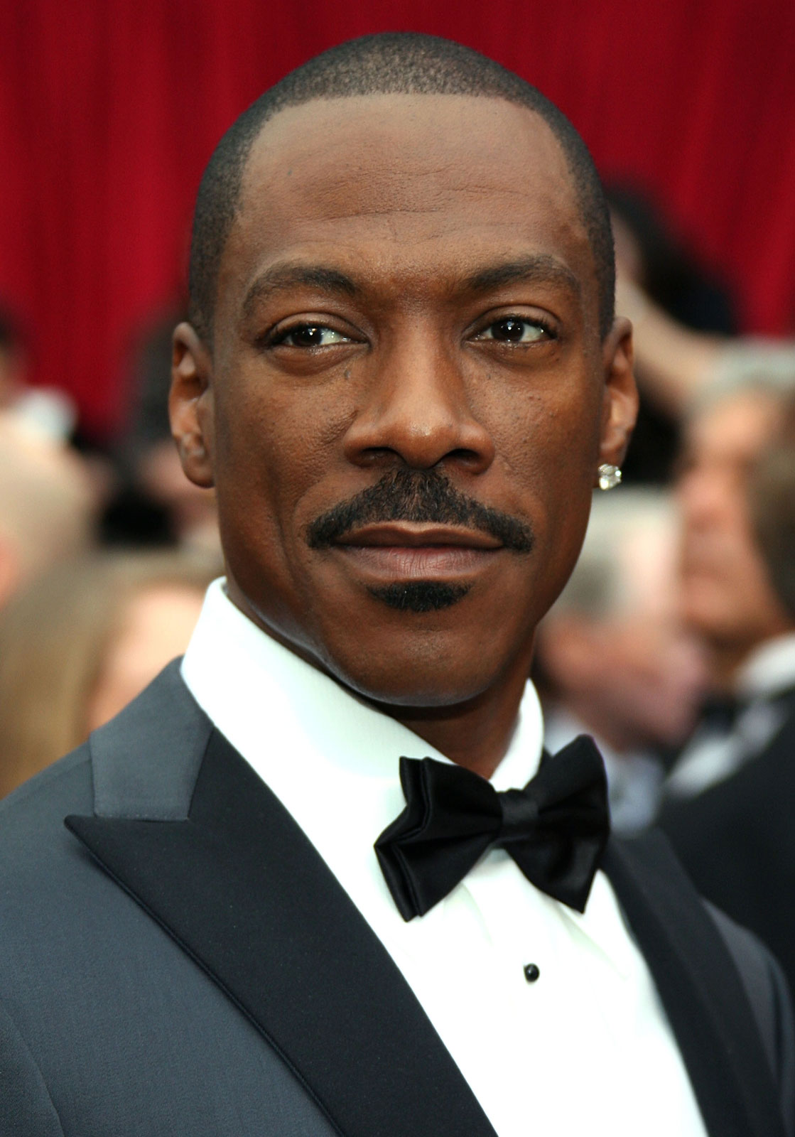 How tall is Eddie Murphy?